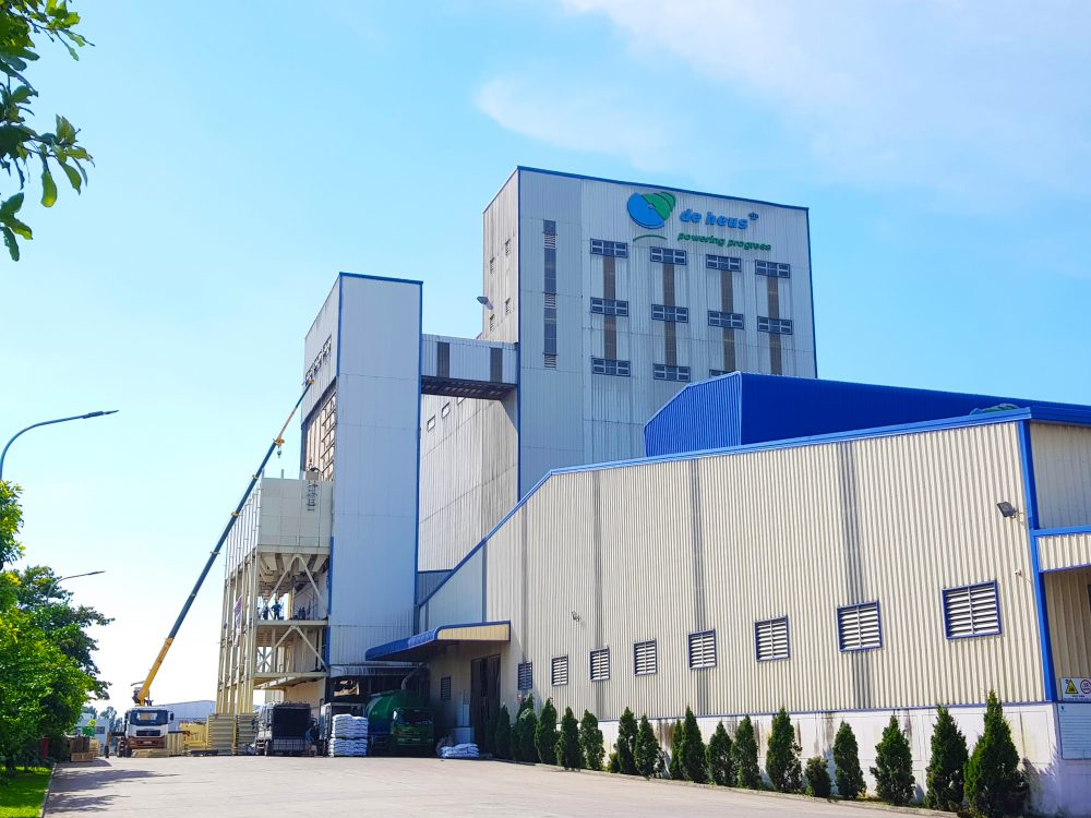 nhà máy De Heus Vĩnh Long